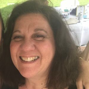 Meet your Posher, Eleonora